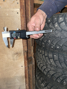 Talvrehvid Maxtrek M900 ICE 205/55R16 94 T XL (5 foto / 5)