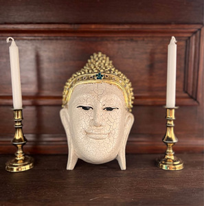 Buddha näo puidust kuju, riputatav (1 foto / 2)