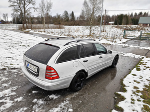 Mercedes Benz w203 2.1cdi 85kw (7 foto / 12)