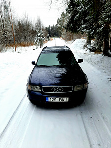 Audi A4 1.9D 81KW AVANT (2 foto / 7)