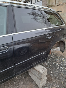 Audi A4 b7 varuosad (5 foto / 10)