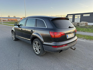 Audi Q7 3.0d (6 фото из 9)