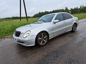 Mercedes-Benz 270CDI Avantgarde (2 foto / 8)
