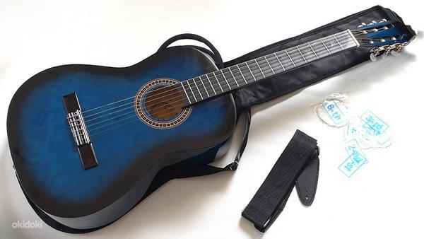 Гитара синяя с чехлом, настройка, новая (фото #1)