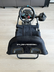 Rool Logitech G29 + Kokkupandav tool Playseat (PS4, PS5, PC) (1 foto / 2)