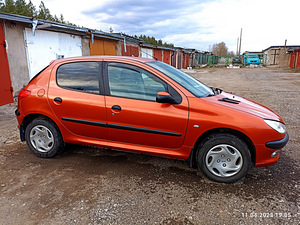 Пежо 206 1.4 атм 1999г. (4 фото из 6)
