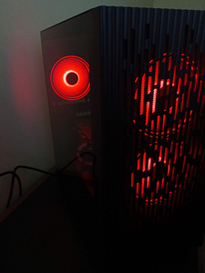 Arvuti/PC: GTX 1060 6gb / Ryzen 5 1600x / DDR4 16gb (4 foto / 9)