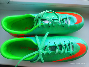 Jalgpalli NIKE tossud (2 foto / 4)