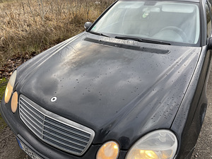 Mercedes e280 7gtronic varuosadeks (10 foto / 10)