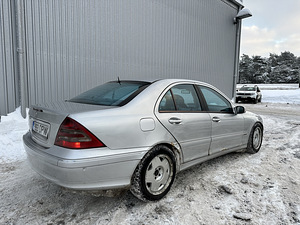 Mercedes-benz c270 cdi atm (4 foto / 10)
