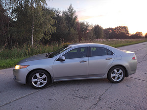 Honda Accord 2008 Elegance 2.0 115 kW (3 foto / 10)