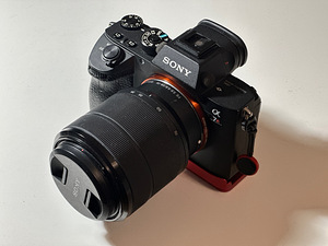 Sony a7 RIII A7R3 Sony 28-70 Lens (3 foto / 4)