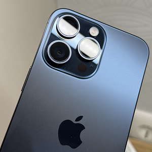 iPhone 15 Pro Max, Blue Titanium (garantii kuni 19.11.25). (2 foto / 10)