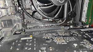 ASUS B150M-C + i5-6500 (2 foto / 3)