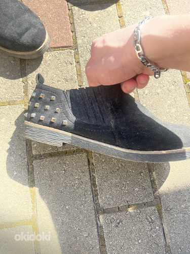 Mustast nahast naiste kingad (foto #2)