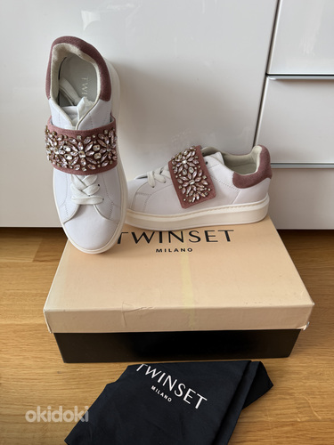 Кожаные кроссовки Twinset 36