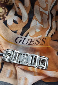 Guess наручные часы (4 фото из 4)