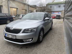 Skoda Octavia 1.6 81kw (2 foto / 6)