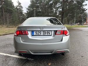 Honda Accord Type S (5 foto / 13)