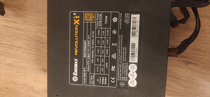 ENERMAX REVOLUTION X'T II 750W (2 foto / 3)