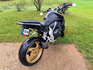 HONDA CB 1000R 2012 (4 foto / 9)