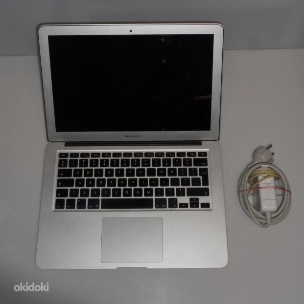 Apple Macbook Air 13 A1466 Mid 2015 + Зарядка (фото #2)