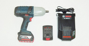 Гайковерт BOSCH GDS 18 V-LI HT комплект (3 фото из 4)