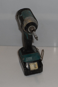 Ударный Шуруповерт Makita DTD153 + Аку 3.0Ah 18v (6 фото из 6)