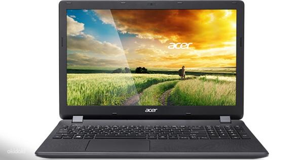 Ноутбук Acer Aspire ES1-572 + зарядка + коробка (фото #1)