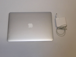Sulearvuti Apple MacBook Air A1465 + laadija (3 foto / 6)