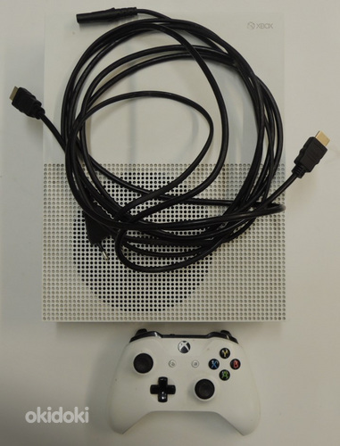 Игровая консоль XBox One S 500Gb + кабеля + пульт (фото #2)