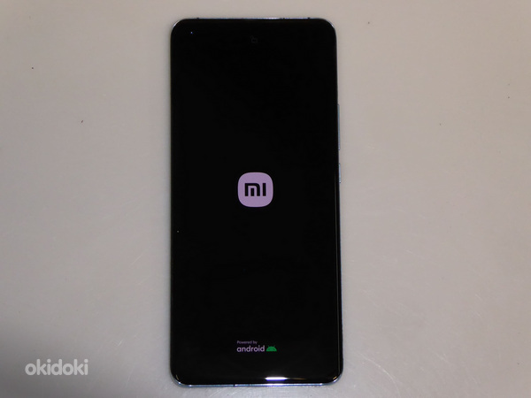 Мобильный телефон Xiaomi Mi 11 + Коробка + Зарядка (фото #3)