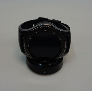 Nutikell Samsung Gear S3 Frontier + Laadija (4 foto / 9)