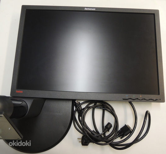 Компьютерный монитор Lenovo Thinkvision LT2452pwC + кабеля (фото #2)