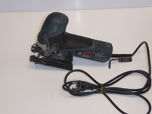Tiiksaag BOSCH GST 90 E (6 foto / 6)