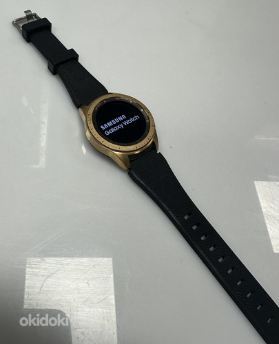Смарт-часы Samsung Galaxy Watch SM-R810 + Зарядка (фото #5)