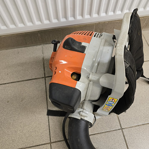 Листьедув Stihl BR200 (5 фото из 6)