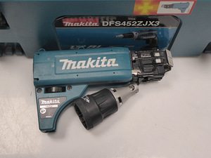 Шуруповерт Makita DFS452, Без АКБ, Насадки, Кейс (5 фото из 5)