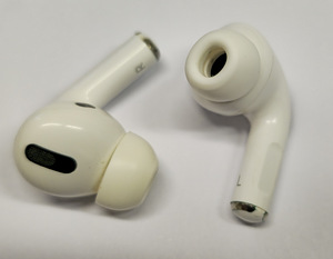 Juhtmeta kõrvaklapid Apple Airpods Pro Gen1 (6 foto / 7)