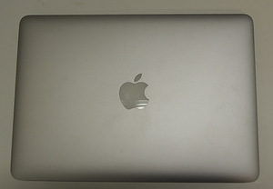 Sülearvuti MacBook Pro (A1502) + laadija (3 foto / 7)