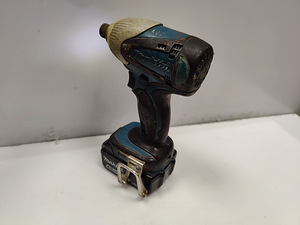 Akutrell Makita BTD140 + Aku 4.0AH (2 foto / 5)