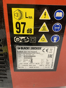 Õhukompressor Black&Decker 1100w + Naelapüstol FXA (4 foto / 6)