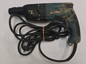 Puurvasar Makita HR2440 (3 foto / 4)