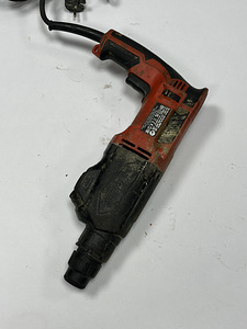 Puurvasar Makita M8701 (3 foto / 4)