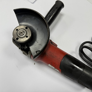 Болгарка Milwaukee AG 800-125E (6 фото из 6)