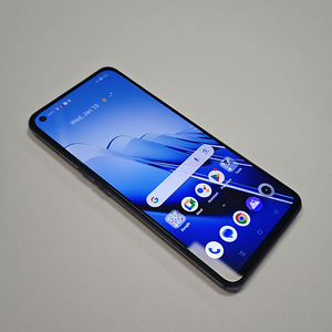 Mobiiltelefon Realme GT 5G 256GB (5 foto / 5)