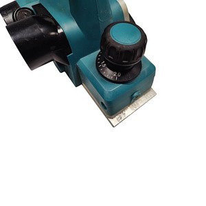 AKUHöövel Makita DKP180 + Karp (4 foto / 5)