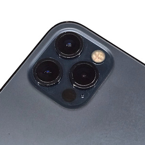 Nutitelefon Apple Iphone 12 Pro 128gb Aku 84% + Ümbris (2 foto / 5)