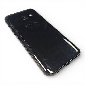 Mobiiltelefon Samsung Galaxy A3 2017 (3 foto / 5)