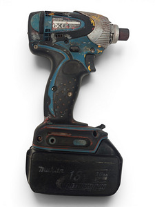 Akutrell Makita BTD142 + aku 3.0Ah (2 foto / 5)